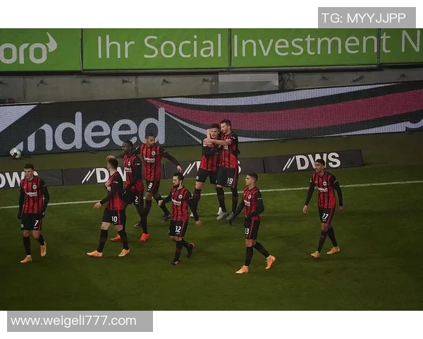 德乙焦点战科隆主场迎战波鸿期待精彩对决与激烈竞争 德乙焦点战科隆主场迎战波鸿期待精彩对决与激烈竞争