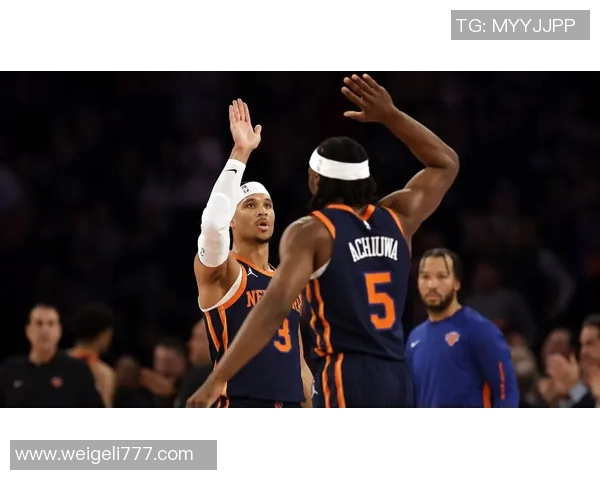 尼克斯与掘金激战正酣球迷期待精彩对决与惊艳表现 尼克斯与掘金激战正酣球迷期待精彩对决与惊艳表现