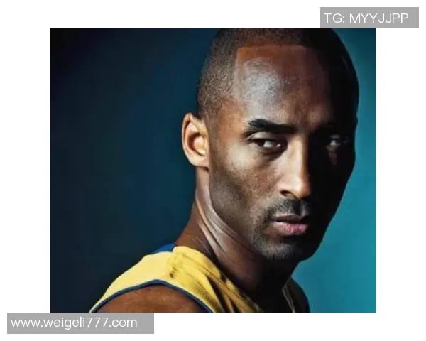 科比传奇:从篮球场上的黑曼巴到全球偶像的辉煌人生旅程 科比传奇:从篮球场上的黑曼巴到全球偶像的辉煌人生旅程