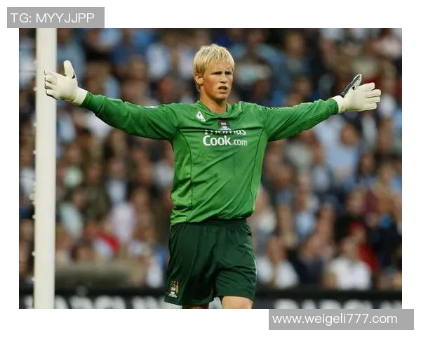 克罗斯的足球传奇之路：从青涩少年到世界顶级中场的蜕变与荣耀